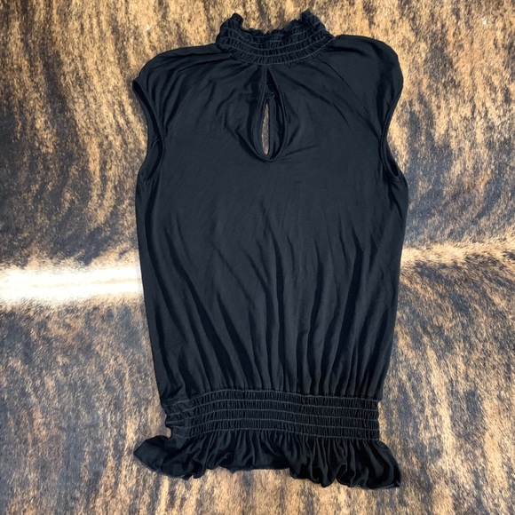 M heart m size Medium black high neck sleeveless top elastic and ruffle bottom - Picture 8 of 8